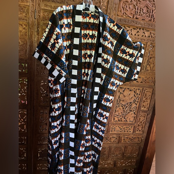African made Kimono - Picture 1 of 4